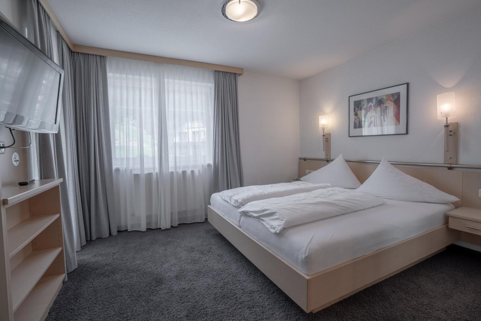 Petit Madlein Bed & Breakfast Ischgl Eksteriør bilde
