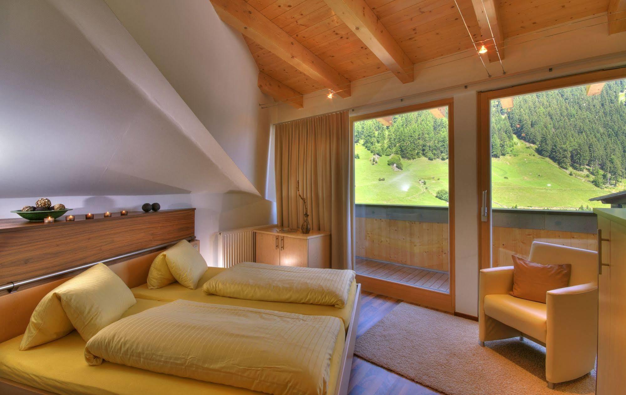 Petit Madlein Bed & Breakfast Ischgl Rom bilde